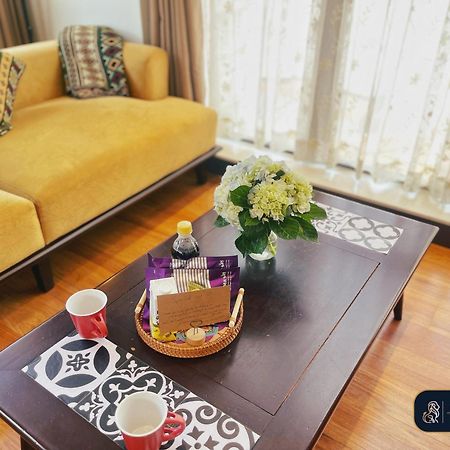 Home Suites -Natural Light -Projector -Spacious - 2Br Incenter هانوي المظهر الخارجي الصورة