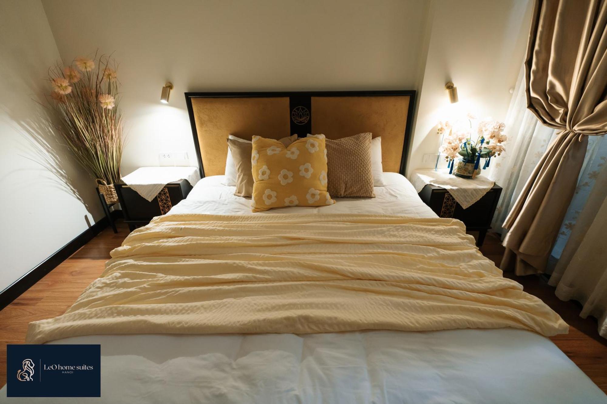 Home Suites -Natural Light -Projector -Spacious - 2Br Incenter هانوي المظهر الخارجي الصورة