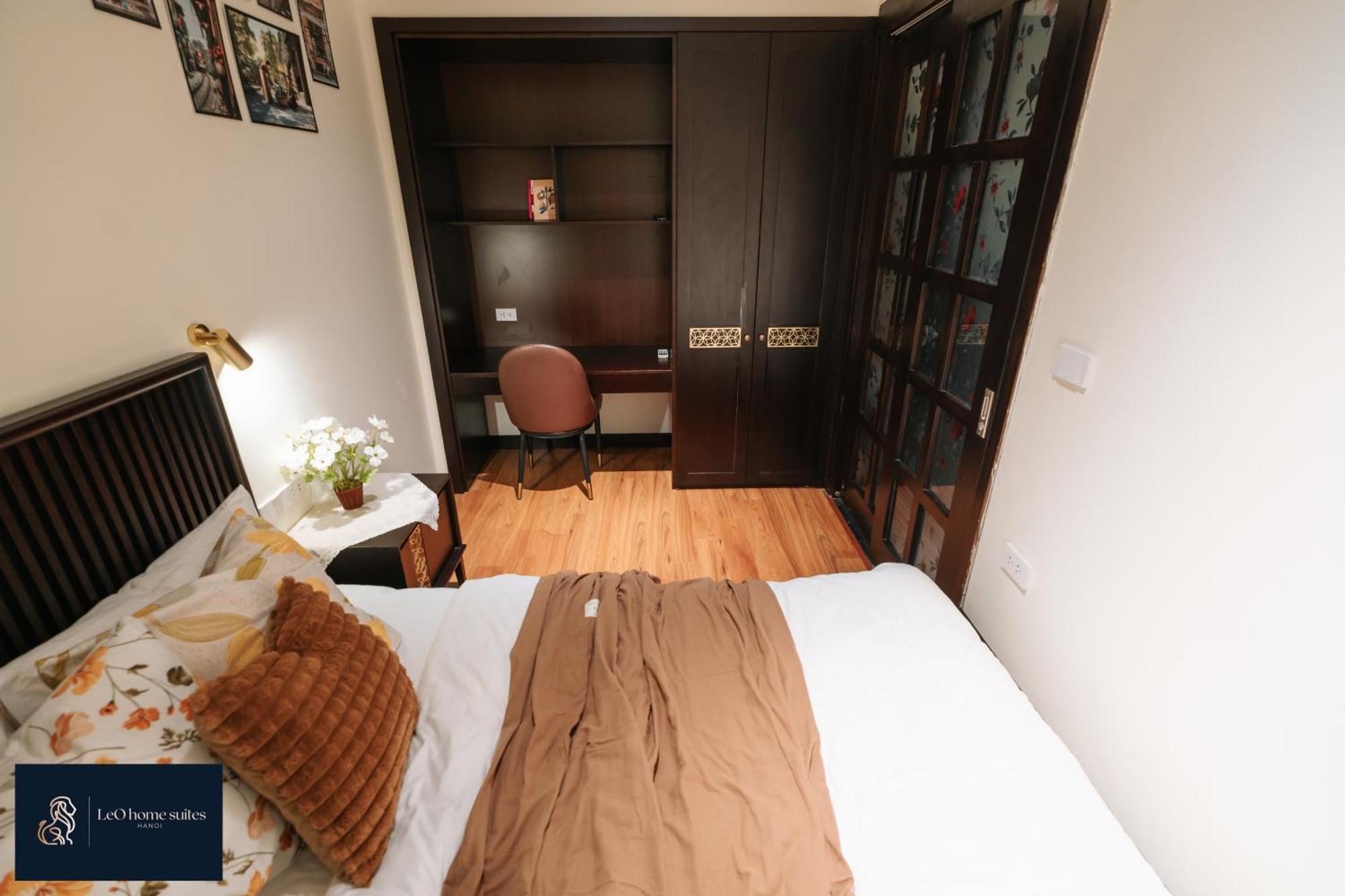 Home Suites -Natural Light -Projector -Spacious - 2Br Incenter هانوي المظهر الخارجي الصورة